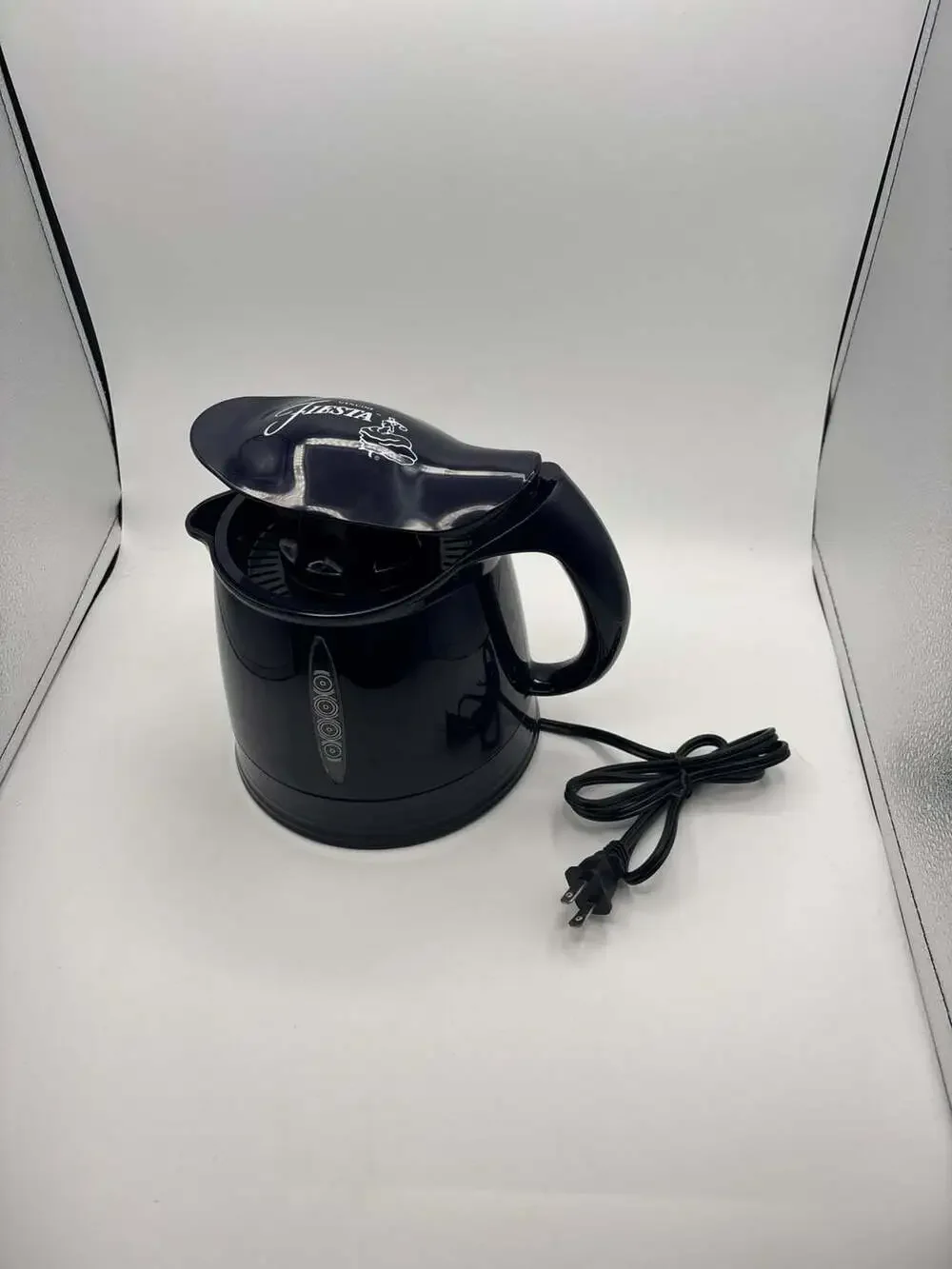 Fiesta Cobalt Blue Electric Citrus Juicer Model CJ-110C